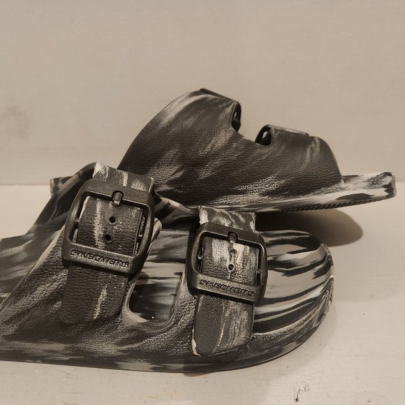 Kids Skechers slides - Picture 1 of 3